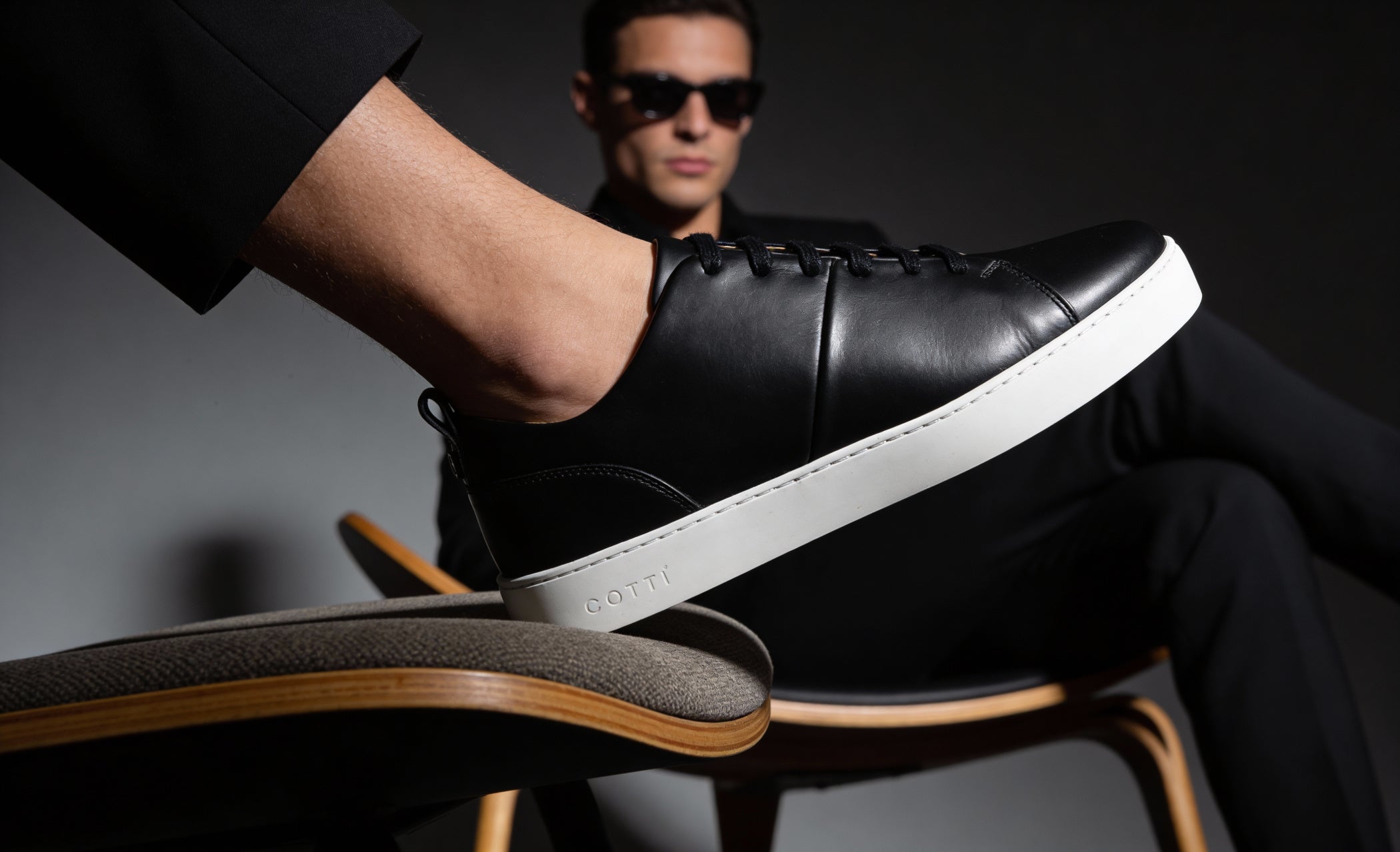 Why Leather Trainers Are the Best Everyday Shoes for Men in the UK