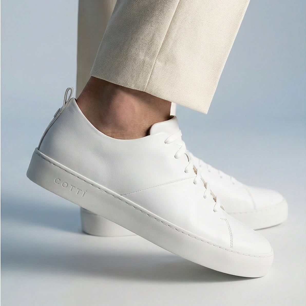 trainer ERA White from Cotti London